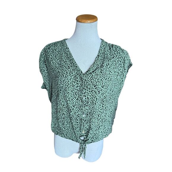 Womens Mi Ami Cheetah Animal Print Green Tie Waist Button Up Top Blouse - Sz L - Picture 1 of 1